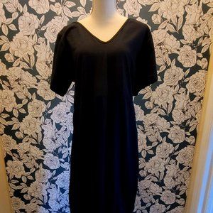 Fitted Black Tshirt style dress